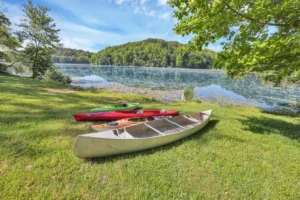 Lakefront Luxury Retreat